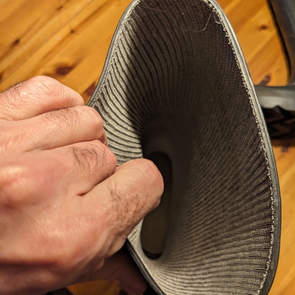 Excellent La Crosse muck boots - Picture 3 of 3